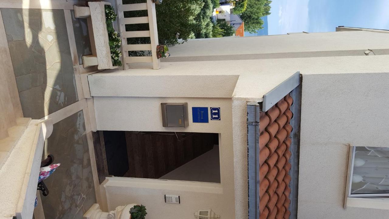 Apartments Galic Omiš Εξωτερικό φωτογραφία